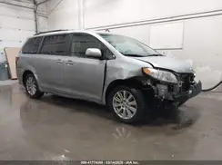 5TDJZ3DC7HS167447 2017 TOYOTA SIENNA