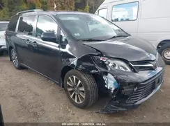 5TDJZ3DC7JS192189 2018 TOYOTA SIENNA