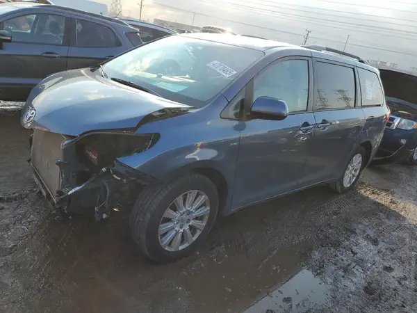 5TDJZ3DC8HS148910 2017 TOYOTA SIENNA - Image 1