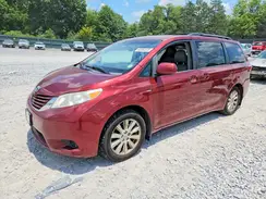 5TDJZ3DC8HS157543 2017 TOYOTA SIENNA