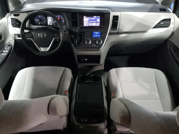 5TDJZ3DC8LS243072 2020 TOYOTA SIENNA - Image 8