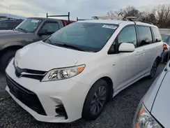 5TDJZ3DC9KS225078 2019 TOYOTA SIENNA