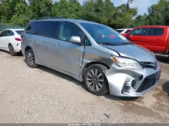 5TDJZ3DC9KS225565 2019 TOYOTA SIENNA