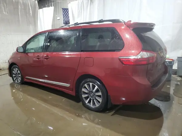 5TDJZ3DC9LS233148 2020 TOYOTA SIENNA - Image 2