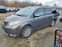 5TDJZ3DCXHS159925 2017 TOYOTA SIENNA