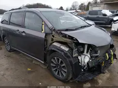 5TDJZ3DCXKS225770 2019 TOYOTA SIENNA