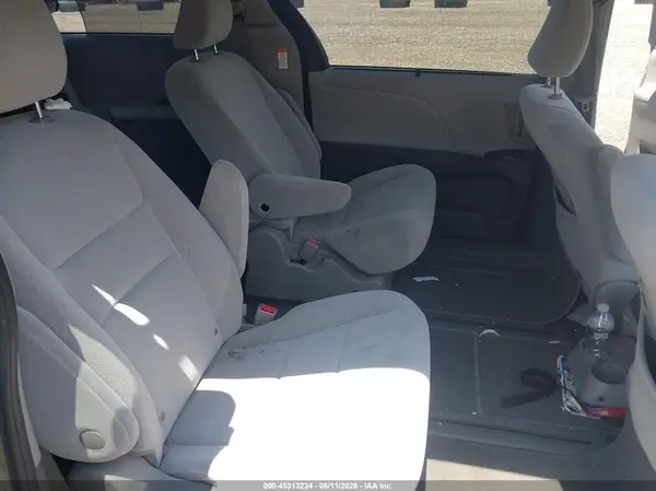 5TDJZ3DCXLS241811 2020 TOYOTA SIENNA - Image 8