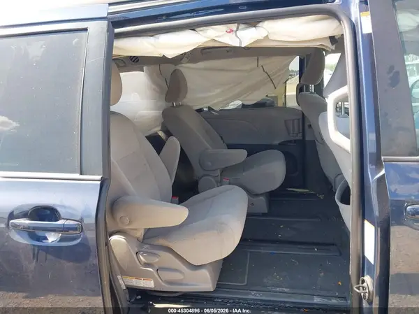5TDJZ3DCXLS245244 2020 TOYOTA SIENNA - Image 8