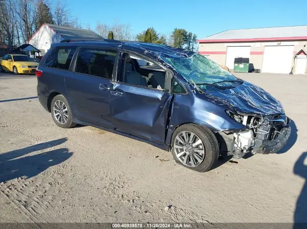 5TDJZ3DCXLS250685 2020 TOYOTA SIENNA - Image 1