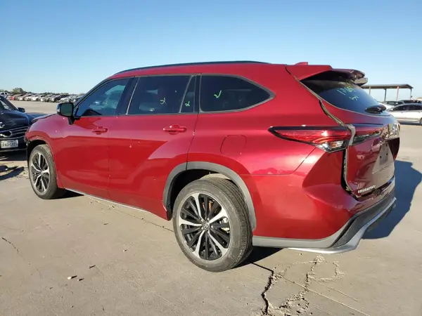 5TDJZRAH2MS063283 2021 TOYOTA HIGHLANDER - Image 2