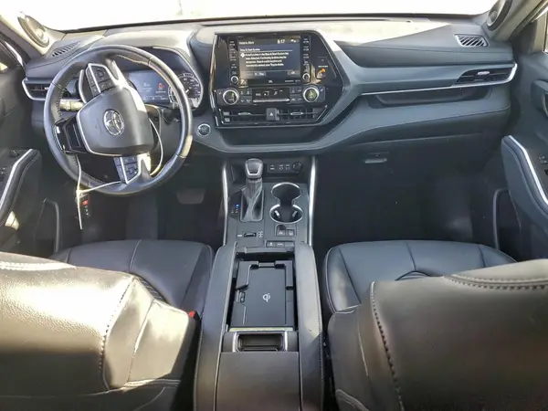5TDJZRAH2NS104884 2022 TOYOTA HIGHLANDER - Image 8