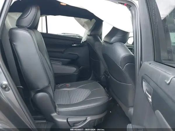 5TDJZRAH6MS031565 2021 TOYOTA HIGHLANDER - Image 8