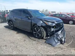 5TDJZRAH6MS041092 2021 TOYOTA HIGHLANDER