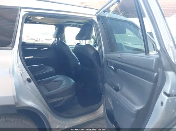 5TDJZRAH7MS046916 2021 TOYOTA HIGHLANDER - Image 8
