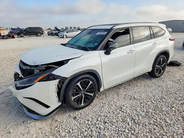 5TDJZRAH9MS042558 2021 TOYOTA HIGHLANDER - Image 1
