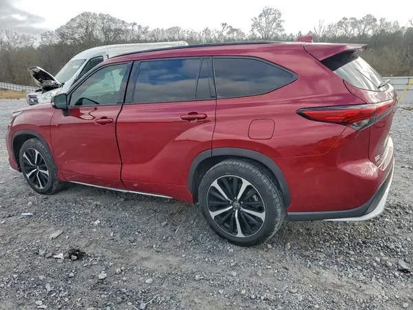 5TDJZRBH0MS062146 2021 TOYOTA HIGHLANDER - Image 2