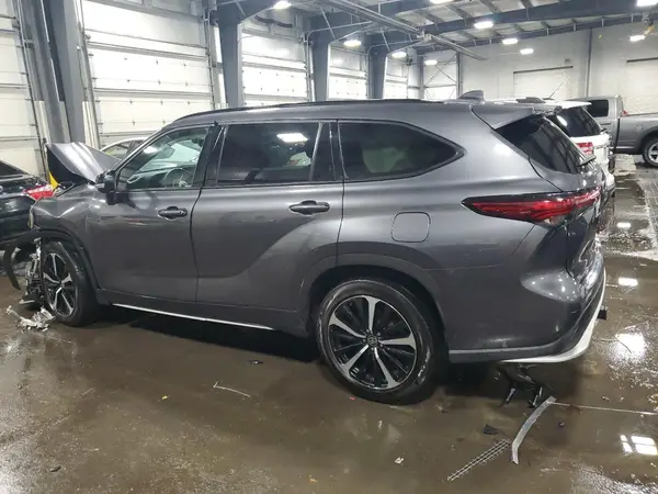 5TDJZRBH0MS066309 2021 TOYOTA HIGHLANDER - Image 2