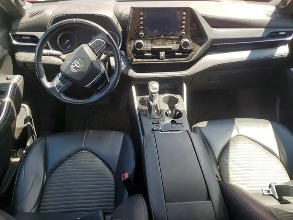 5TDJZRBH0MS067654 2021 TOYOTA HIGHLANDER - Image 8