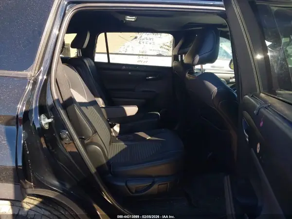 5TDJZRBH0MS098046 2021 TOYOTA HIGHLANDER - Image 8
