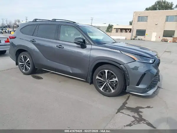 5TDJZRBH0NS172728 2022 TOYOTA HIGHLANDER - Image 1