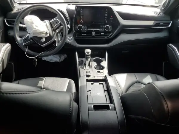 5TDJZRBH0NS232913 2022 TOYOTA HIGHLANDER - Image 8