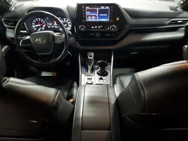 5TDJZRBH1MS141762 2021 TOYOTA HIGHLANDER - Image 8