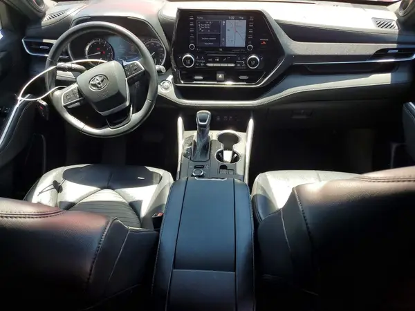 5TDJZRBH1NS248375 2022 TOYOTA HIGHLANDER - Image 8