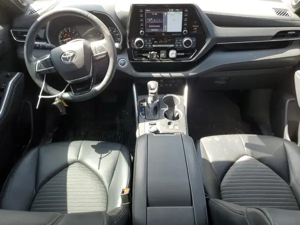 5TDJZRBH2MS110245 2021 TOYOTA HIGHLANDER - Image 8