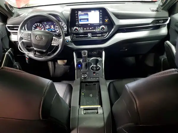 5TDJZRBH3MS080768 2021 TOYOTA HIGHLANDER - Image 8