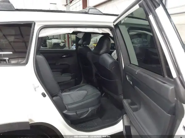 5TDJZRBH3MS120444 2021 TOYOTA HIGHLANDER - Image 8