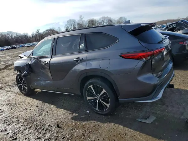 5TDJZRBH3MS133016 2021 TOYOTA HIGHLANDER - Image 2