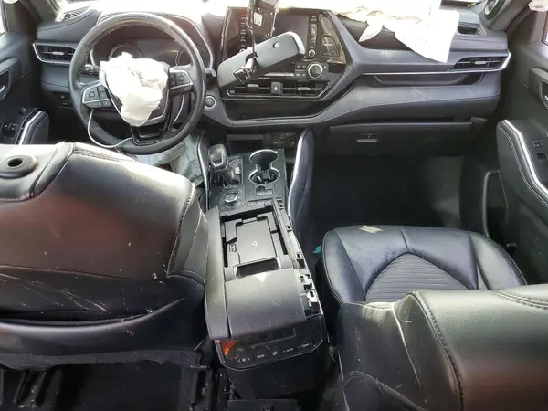 5TDJZRBH3MS133016 2021 TOYOTA HIGHLANDER - Image 8