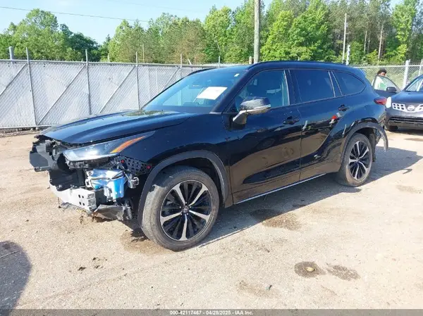 5TDJZRBH4MS070542 2021 TOYOTA HIGHLANDER - Image 2