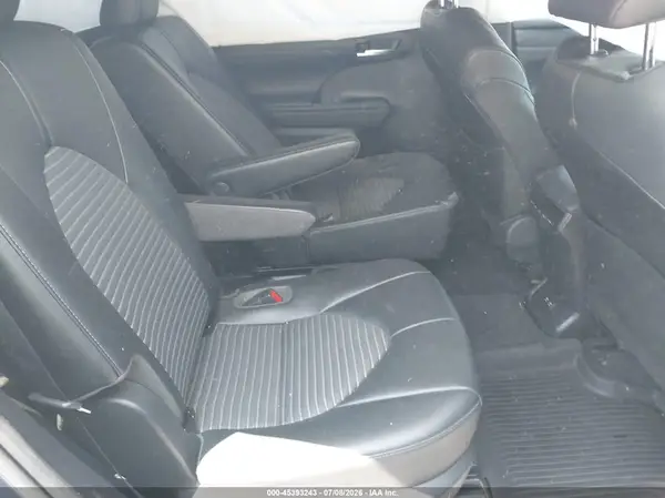 5TDJZRBH4MS085283 2021 TOYOTA HIGHLANDER - Image 8