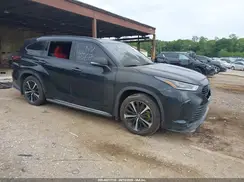 5TDJZRBH4MS111882 2021 TOYOTA HIGHLANDER