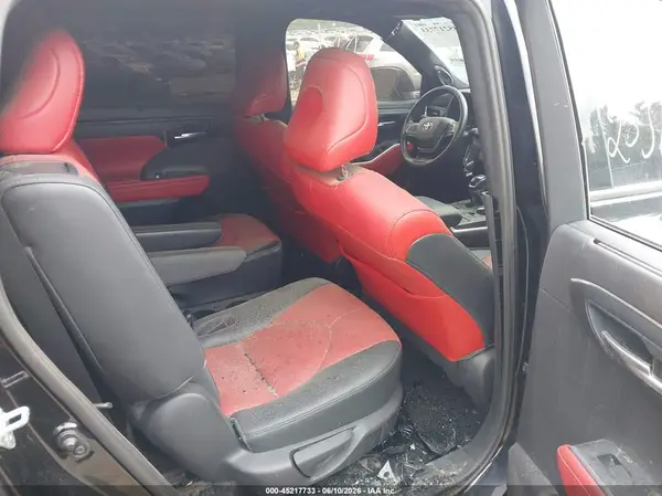 5TDJZRBH4MS111882 2021 TOYOTA HIGHLANDER - Image 8