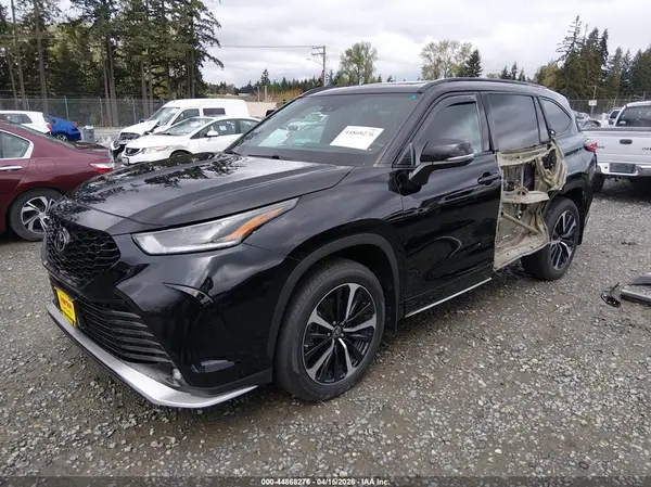 5TDJZRBH4MS127144 2021 TOYOTA HIGHLANDER - Image 2