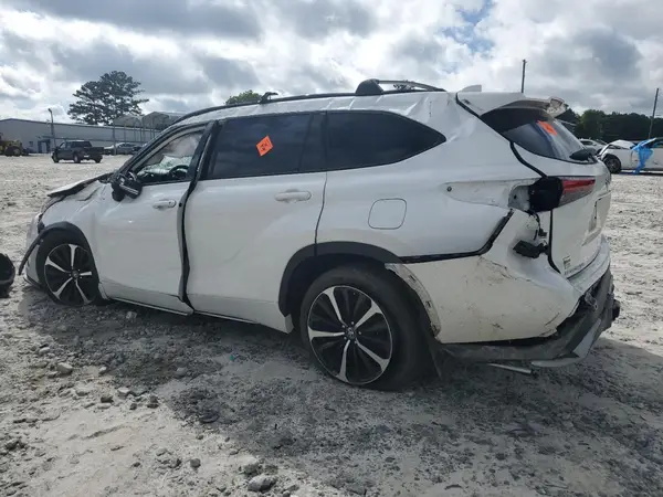 5TDJZRBH4MS139214 2021 TOYOTA HIGHLANDER - Image 2