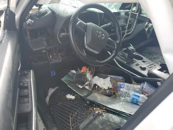 5TDJZRBH4MS139214 2021 TOYOTA HIGHLANDER - Image 8