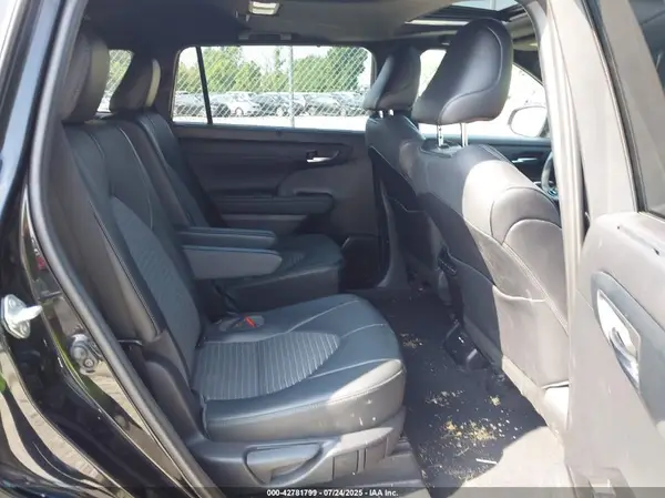 5TDJZRBH4MS150763 2021 TOYOTA HIGHLANDER - Image 8