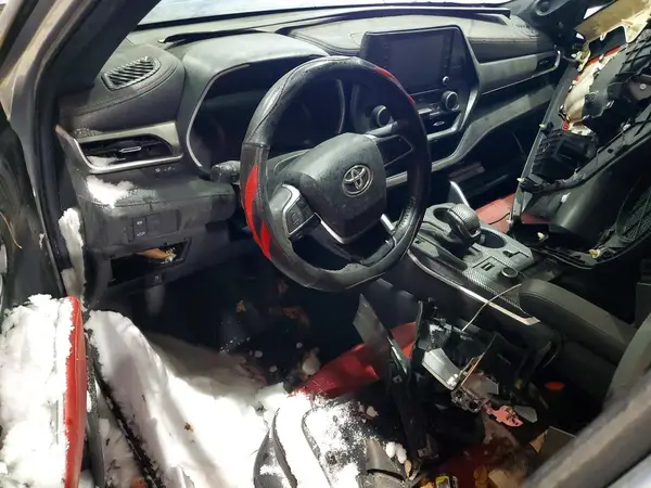 5TDJZRBH5MS069920 2021 TOYOTA HIGHLANDER - Image 8