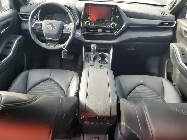 5TDJZRBH6MS131759 2021 TOYOTA HIGHLANDER - Image 8