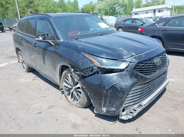 5TDJZRBH7NS188344 2022 TOYOTA HIGHLANDER - Image 1