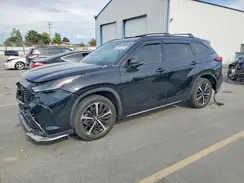 5TDJZRBH8MS057261 2021 TOYOTA HIGHLANDER