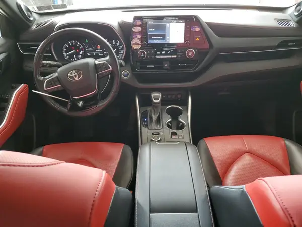 5TDJZRBH8MS073203 2021 TOYOTA HIGHLANDER - Image 8