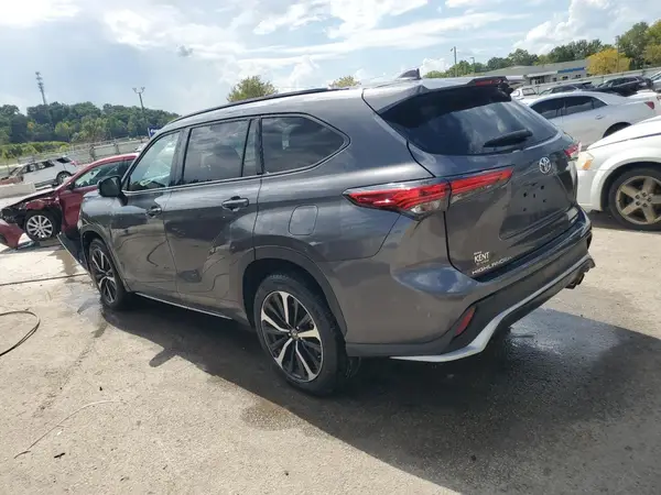 5TDJZRBH8MS133819 2021 TOYOTA HIGHLANDER - Image 2