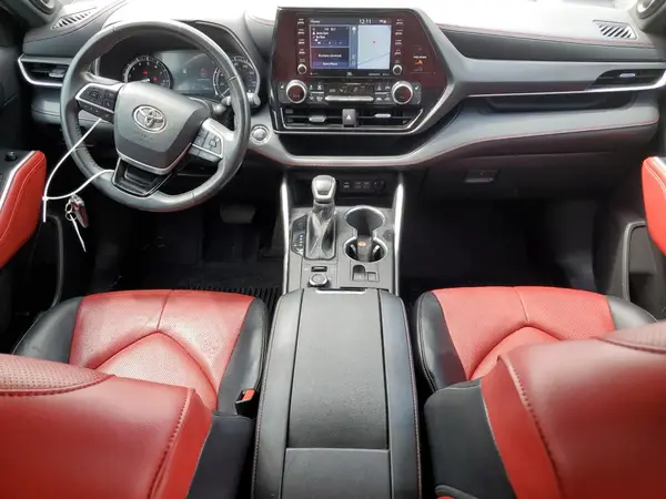5TDJZRBH8NS219262 2022 TOYOTA HIGHLANDER - Image 8