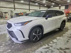5TDJZRBH9MS126698 2021 TOYOTA HIGHLANDER
