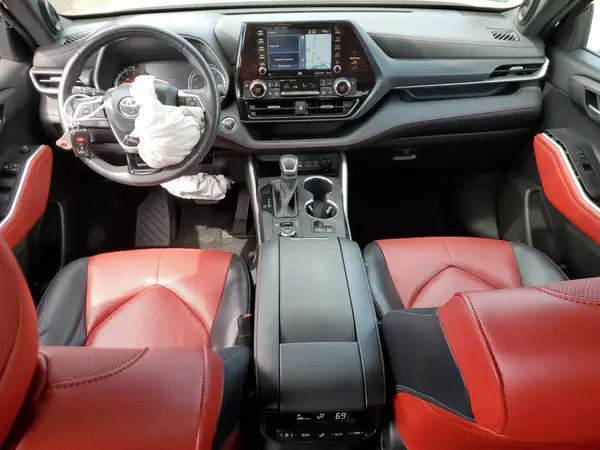5TDJZRBH9NS165387 2022 TOYOTA HIGHLANDER - Image 8