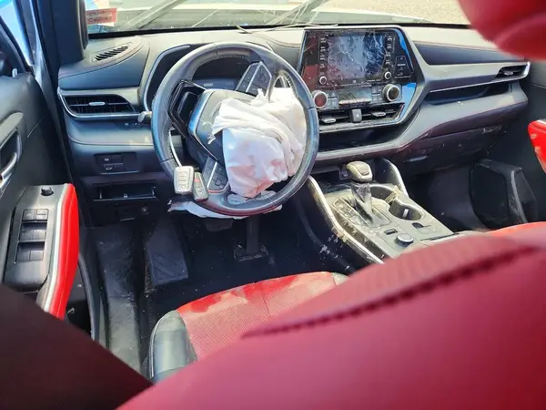 5TDJZRBHXMS157104 2021 TOYOTA HIGHLANDER - Image 8